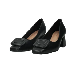 Décolleté con fibbia.Tacco alto 5cm