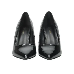 Décolleté con tacco a rocchetto. Tacco alto 9.5cm