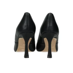 Décolleté con tacco a rocchetto. Tacco alto 9 cm