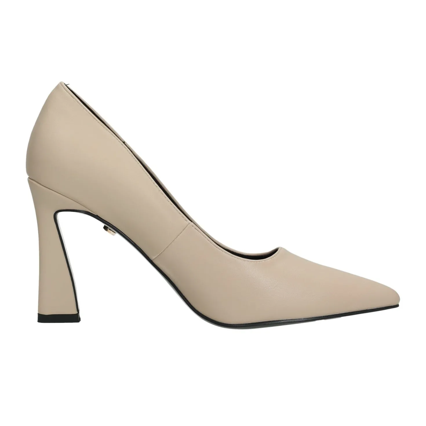 Décolleté con tacco a rocchetto.Tacco alto 9.5cm