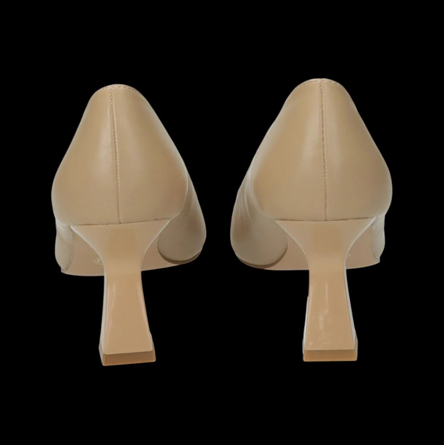 Décolleté con tacco a rocchetto. Tacco alto 6cm