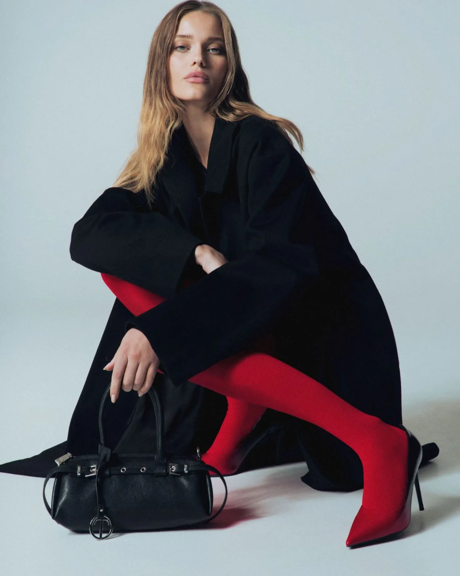 Décolleté donna effetto vernice sfumata nero/rosso