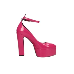 Décolleté platform in vernice. Made in Italy. Tacco alto 13.5cm