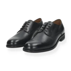 Derby in vera pelle