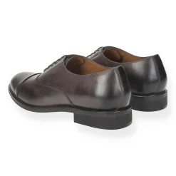 Derby in vera pelle