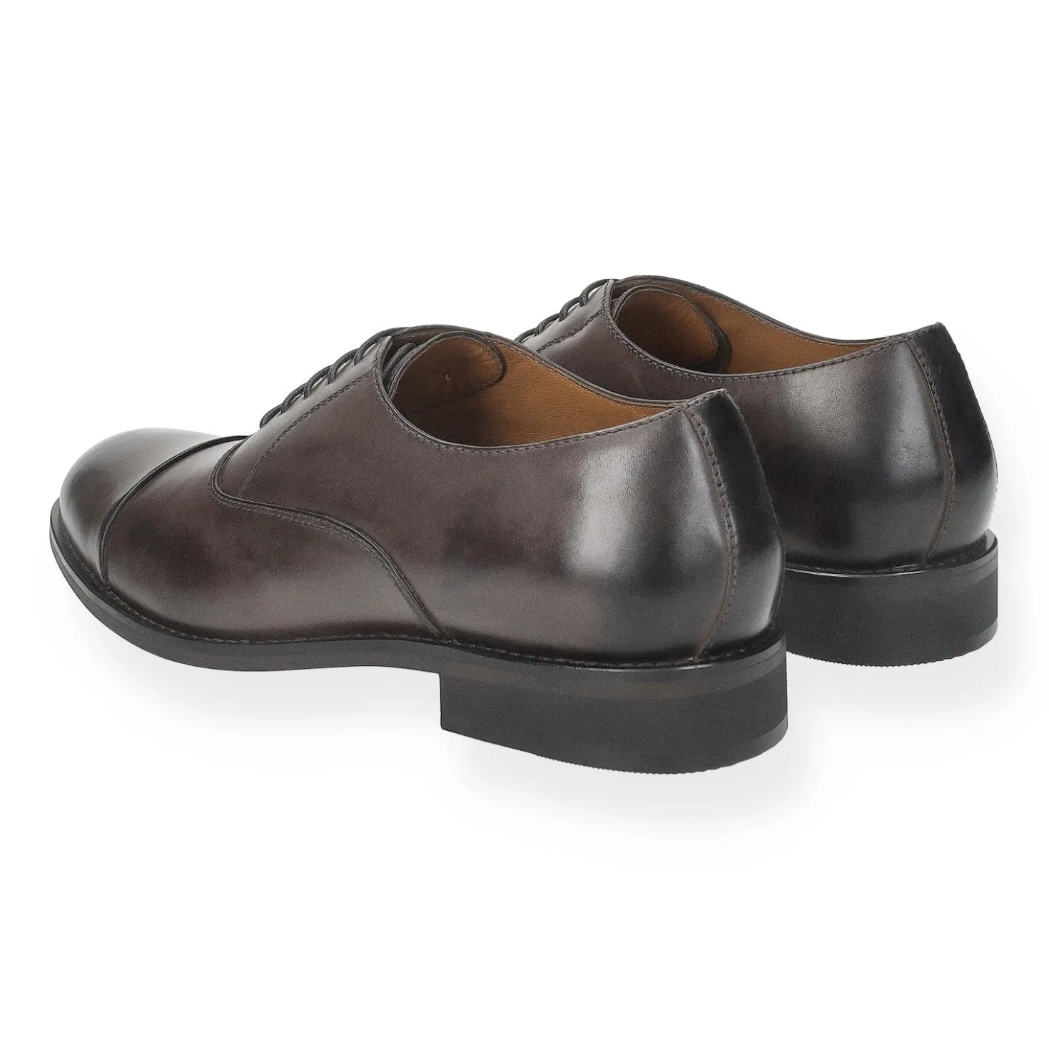 Derby in vera pelle