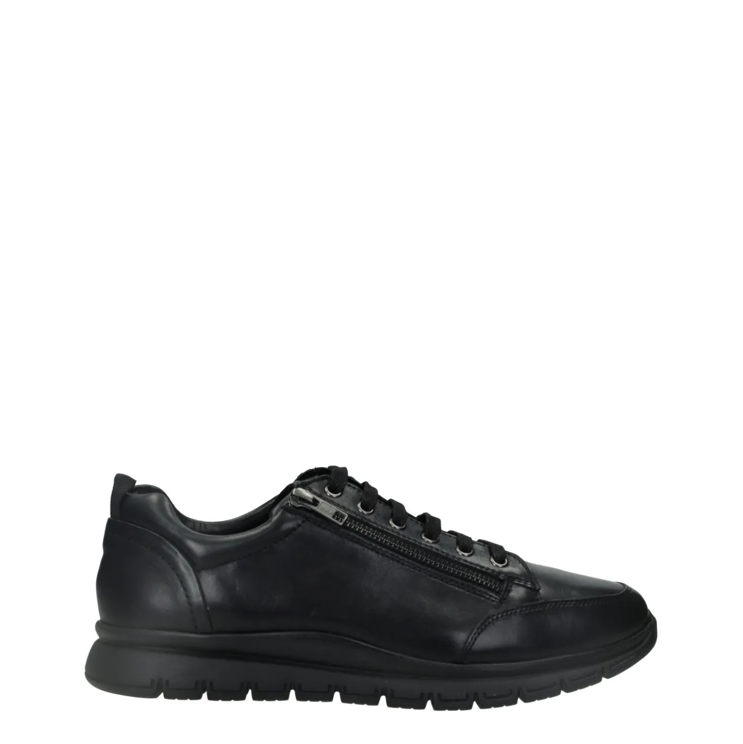 Derby in vera pelle. Tata Soft