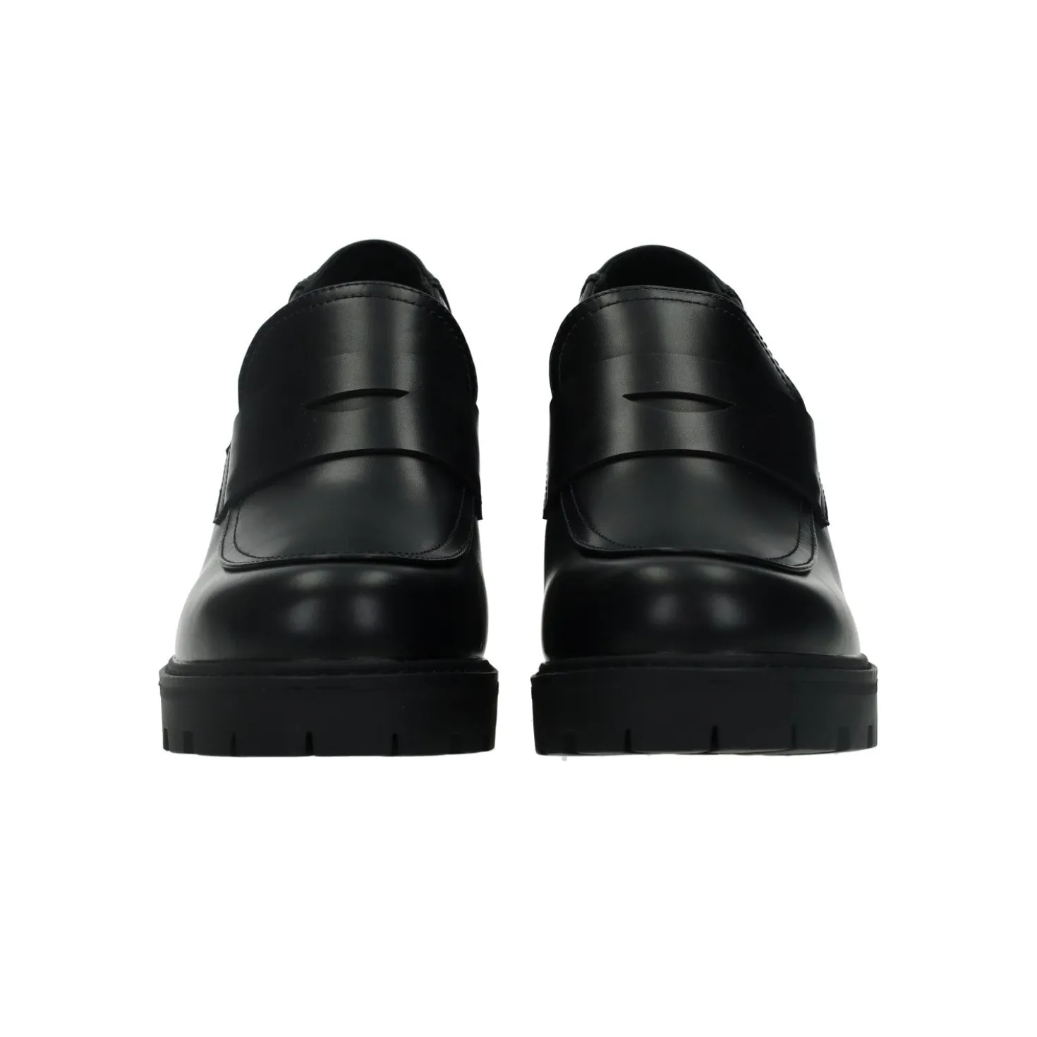 Mocassini in vernice. Tacco alto 7 cm