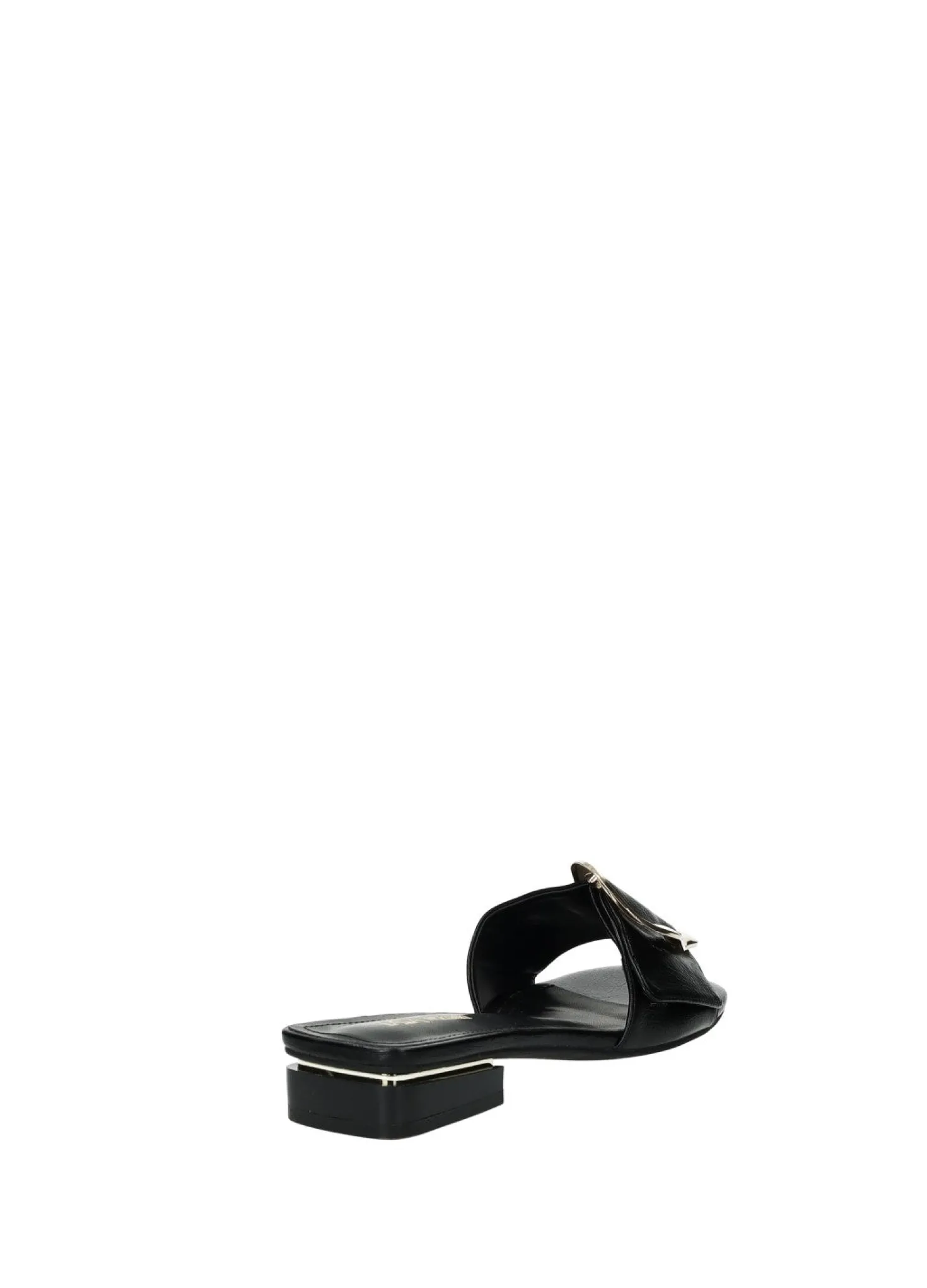 Sandali bassi