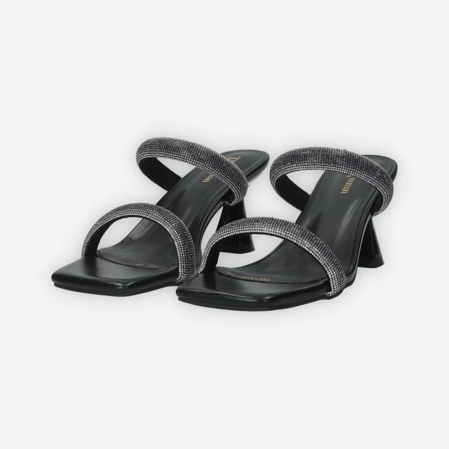 Sandali con due fasce e strass. Tacco alto 7cm