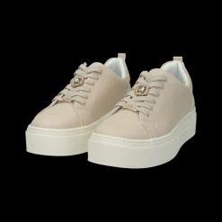 Sneakers con dettaglio in gioiello.Tacco alto 4 cm