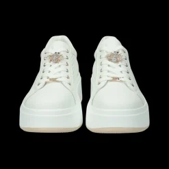 Sneakers con dettaglio.Tacco alto 4 cm
