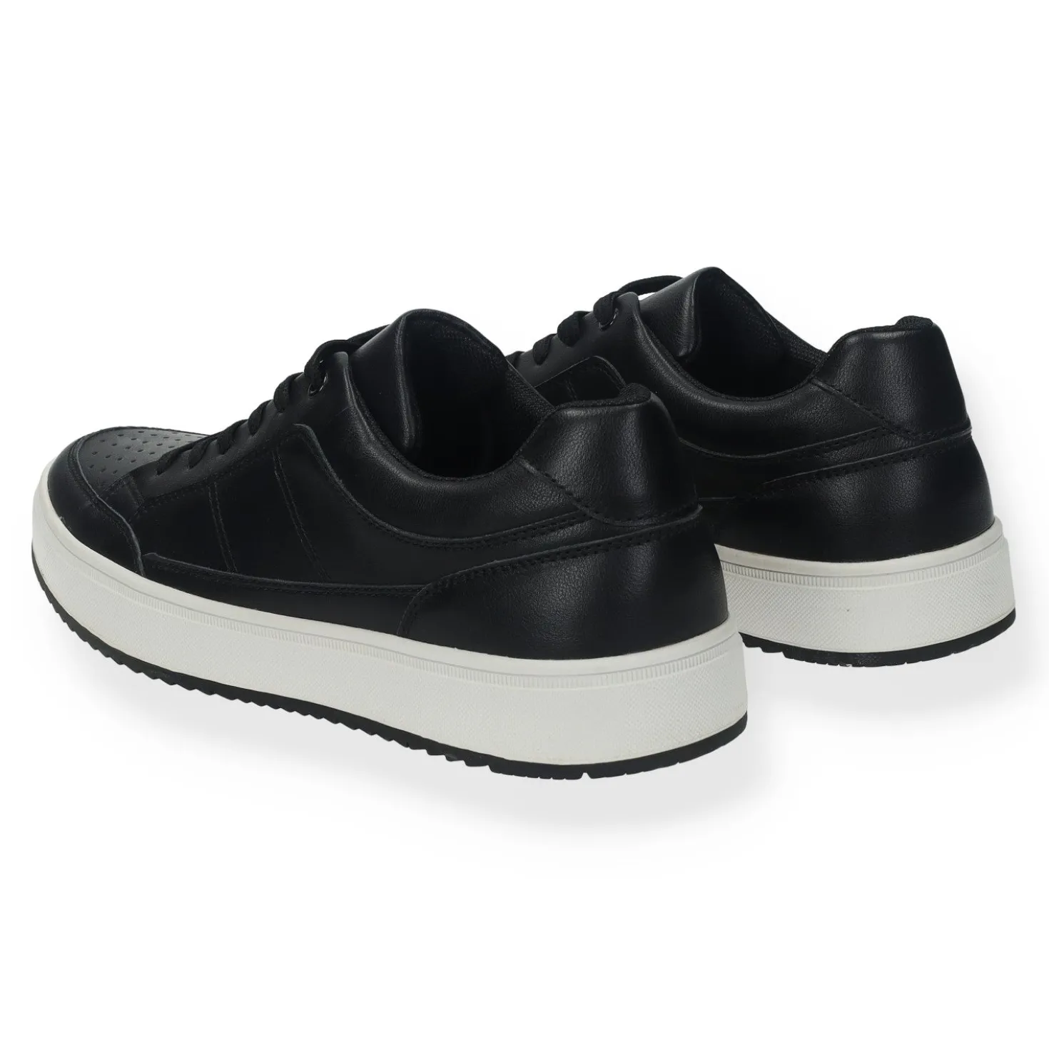 Sneakers con suola dentellata