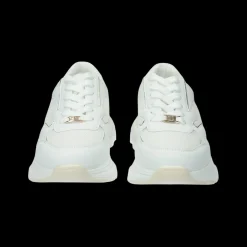 Sneakers con tomaia traforata.Tacco alto 3 cm