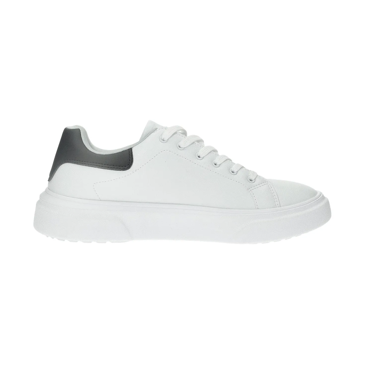 Sneakers in ecopelle con cuciture a vista