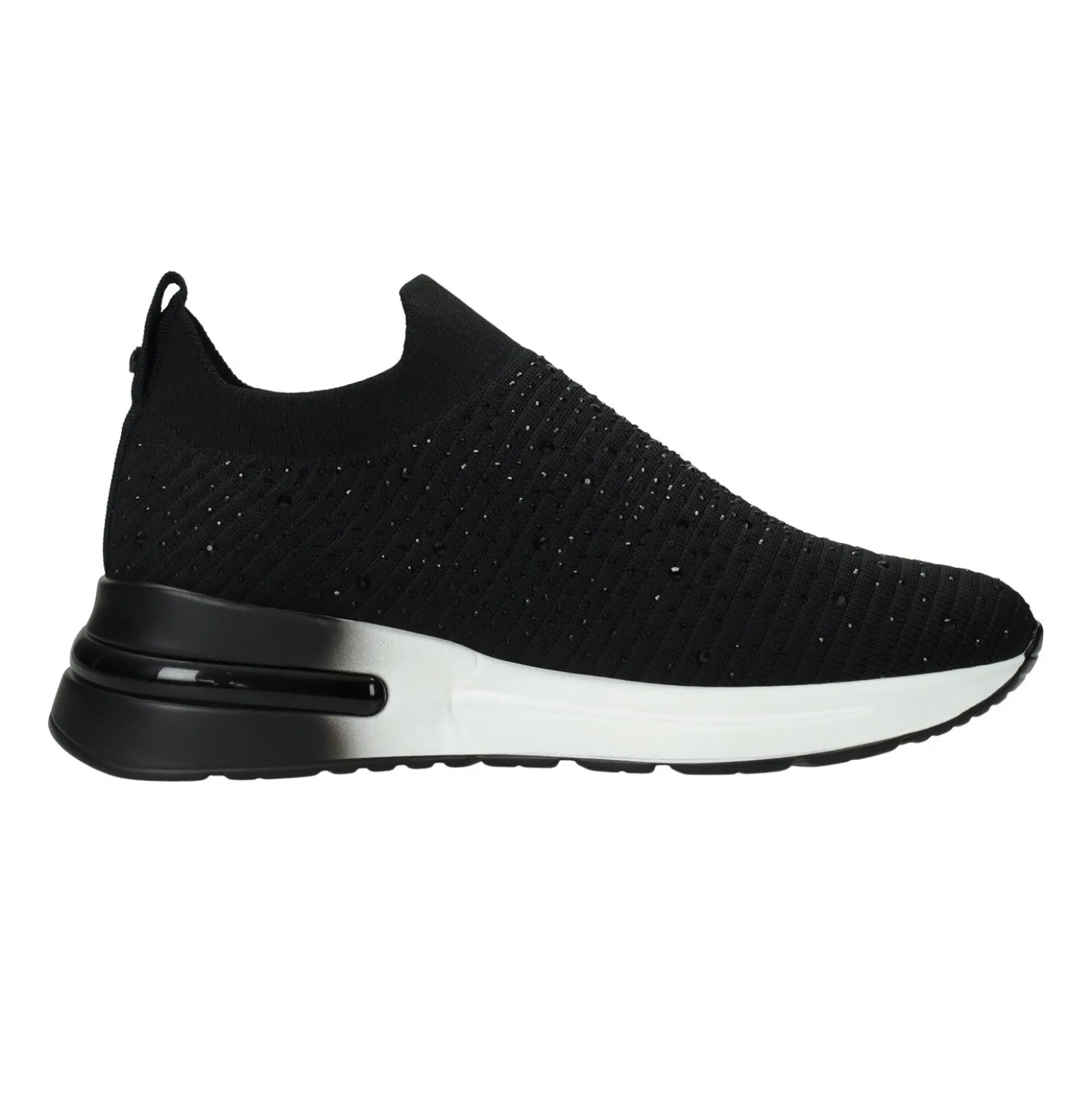 Sneakers in tessuto. Tacco alto 5 cm