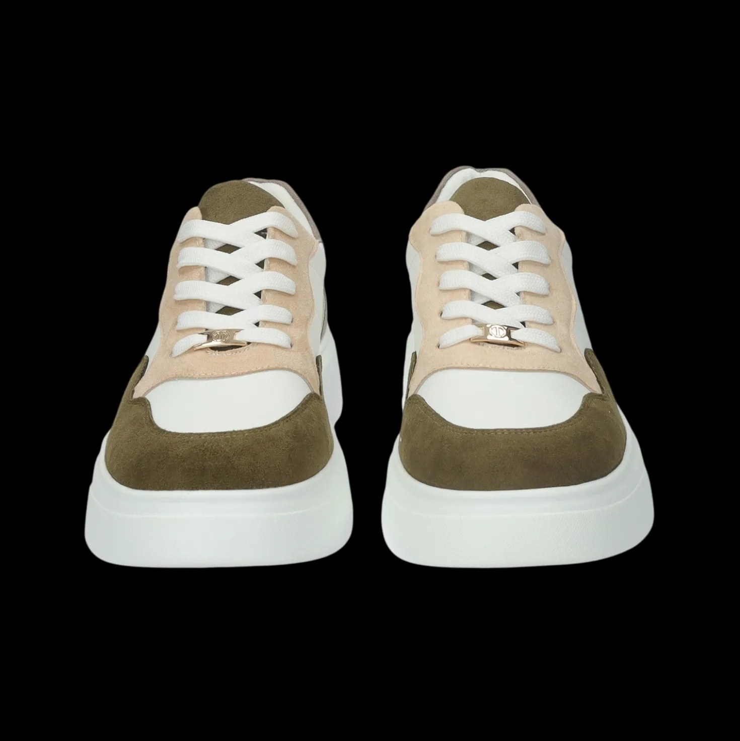Sneakers platform