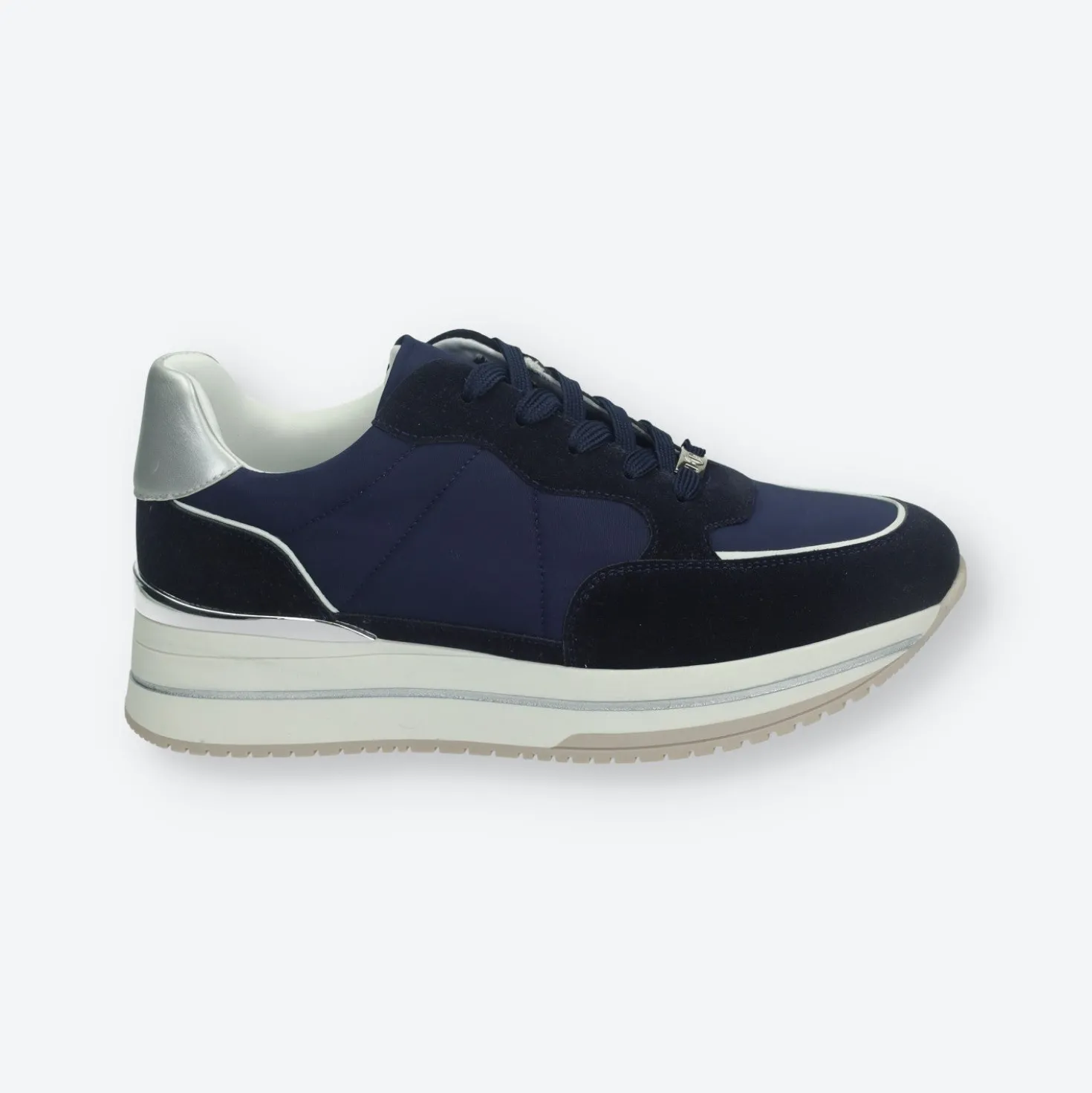 Sneakers platform.Tacco alto 4 cm