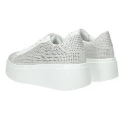 Sneakers ricoperte da strass. Tacco alto: 5 cm