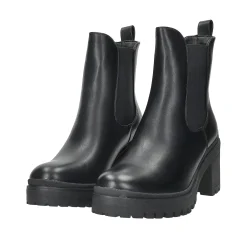 Stivaletti.Tacco alto 7cm