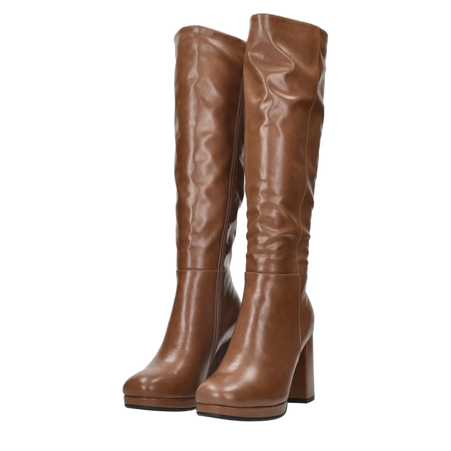 Stivali con tacco chunky. Tacco alto 7cm